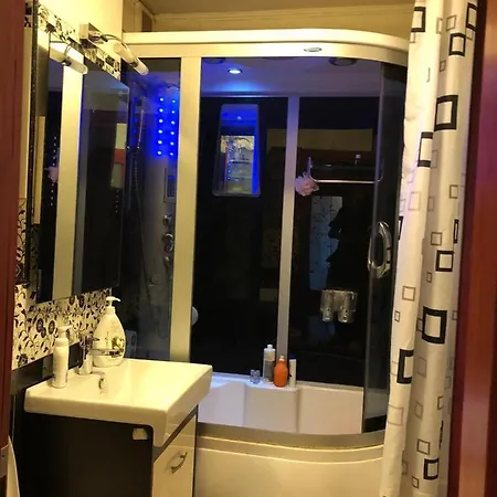 Annes Apartament Apartment *